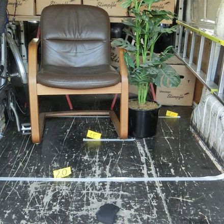 Beladung Transporter Gruppe-1 - Bild 02